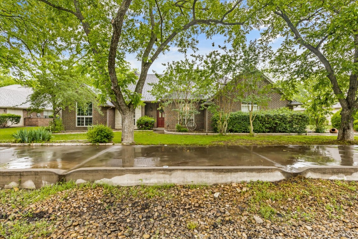 9410 Monticello Drive Granbury TX 76049