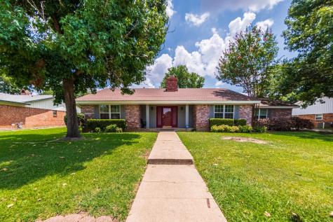4608 Taos Drive Haltom City TX 76180
