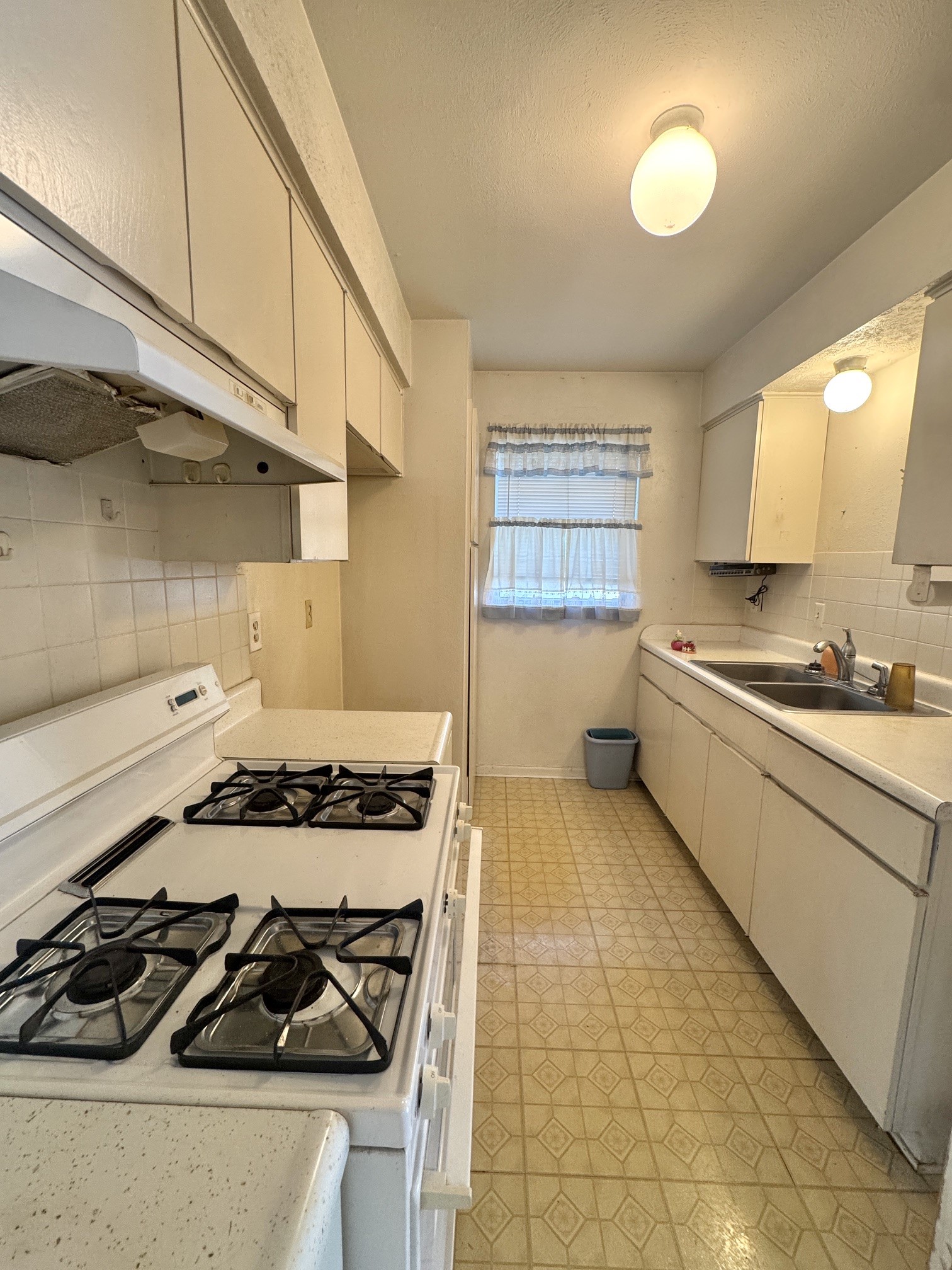 606 Sunset Drive Garland TX 75040