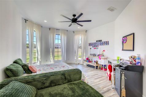 625 Country Oaks Greenville TX 75401