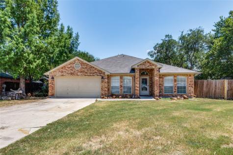 748 Hunter Drive Azle TX 76020