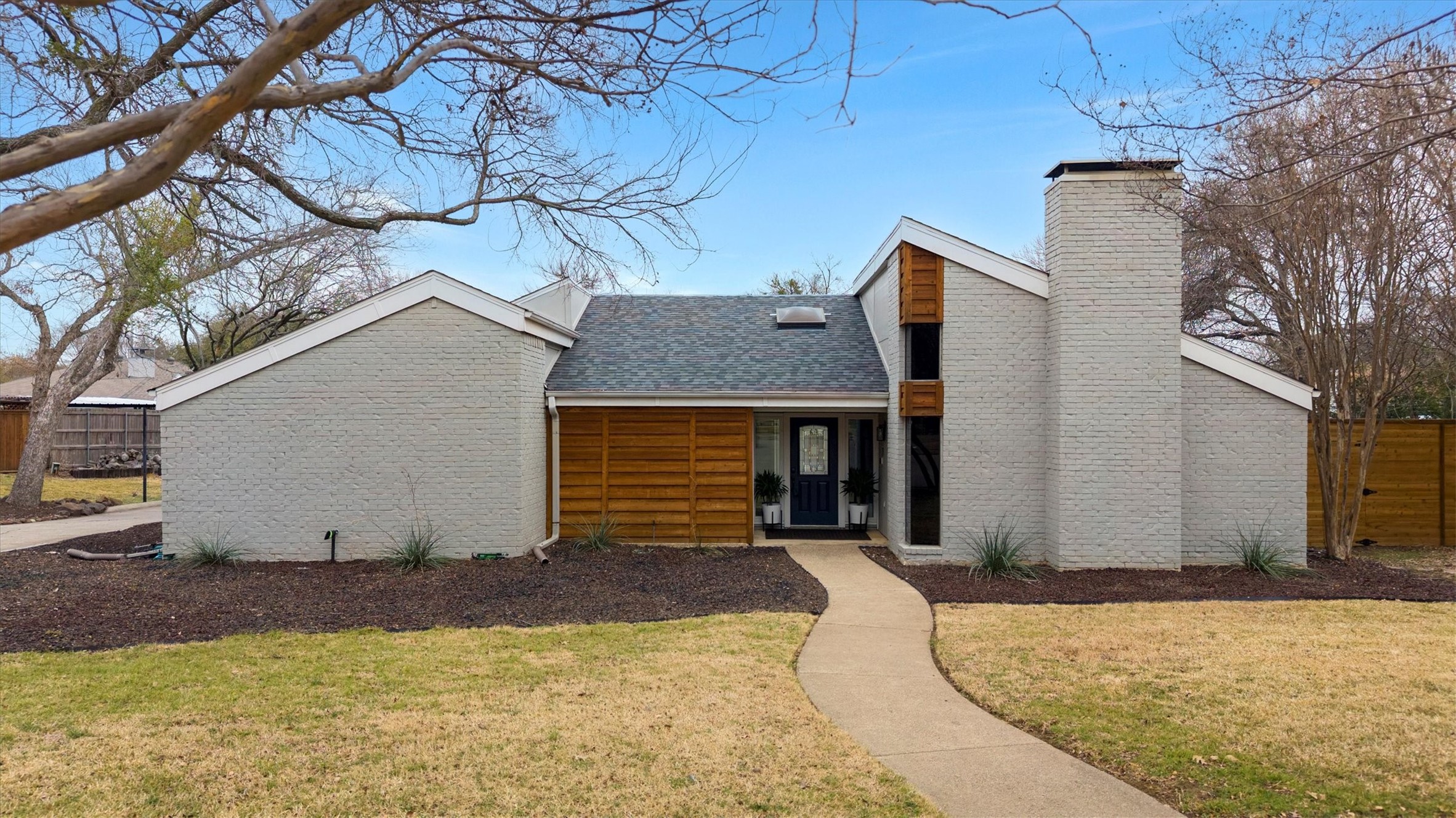 1631 Vail Place Lewisville TX 75077