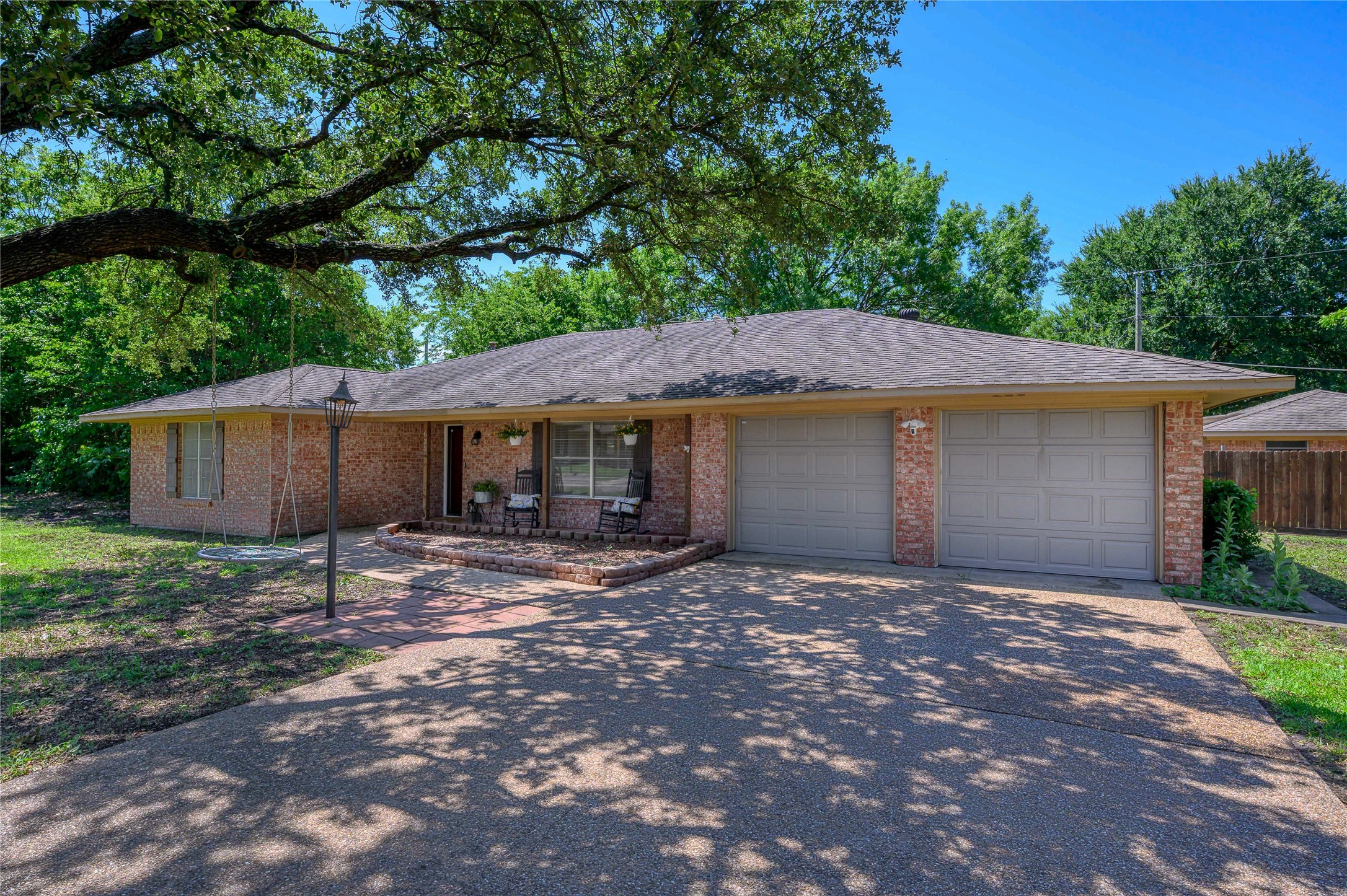 635 Rigsby Street Van Alstyne TX 75495