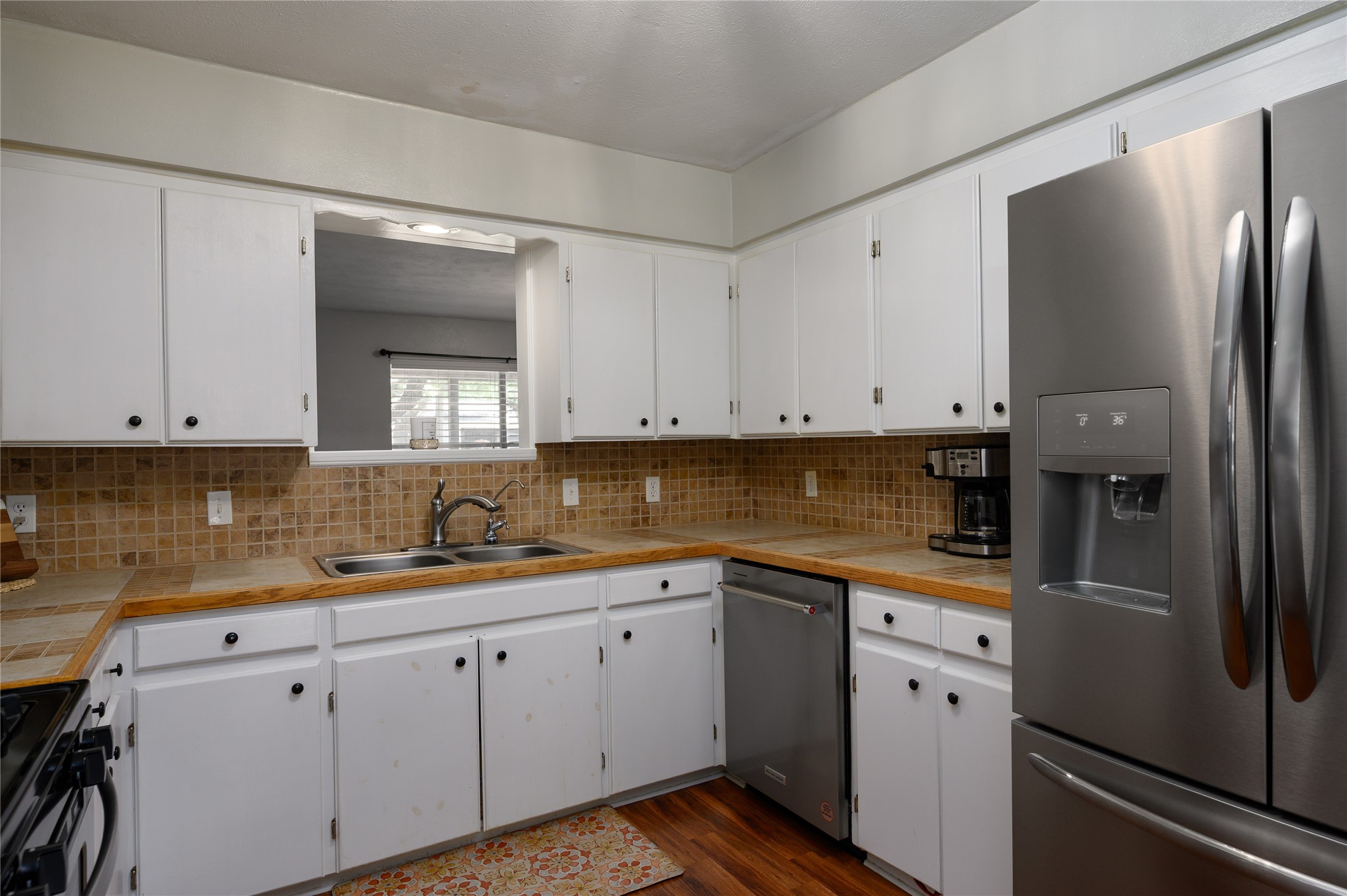 635 Rigsby Street Van Alstyne TX 75495