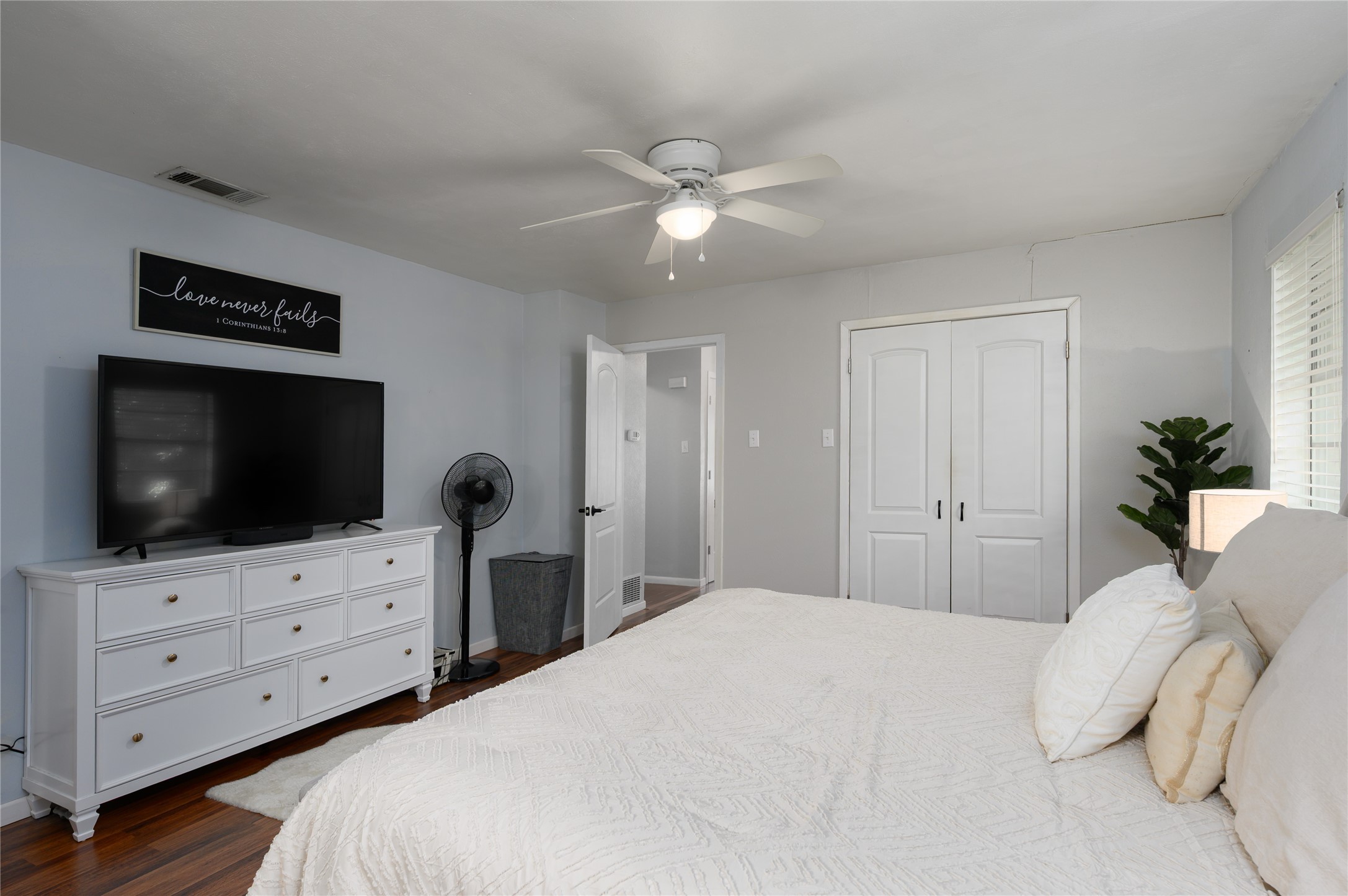 635 Rigsby Street Van Alstyne TX 75495