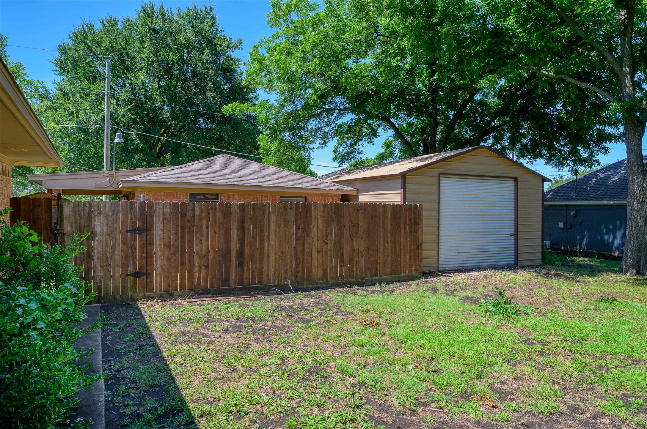635 Rigsby Street Van Alstyne TX 75495