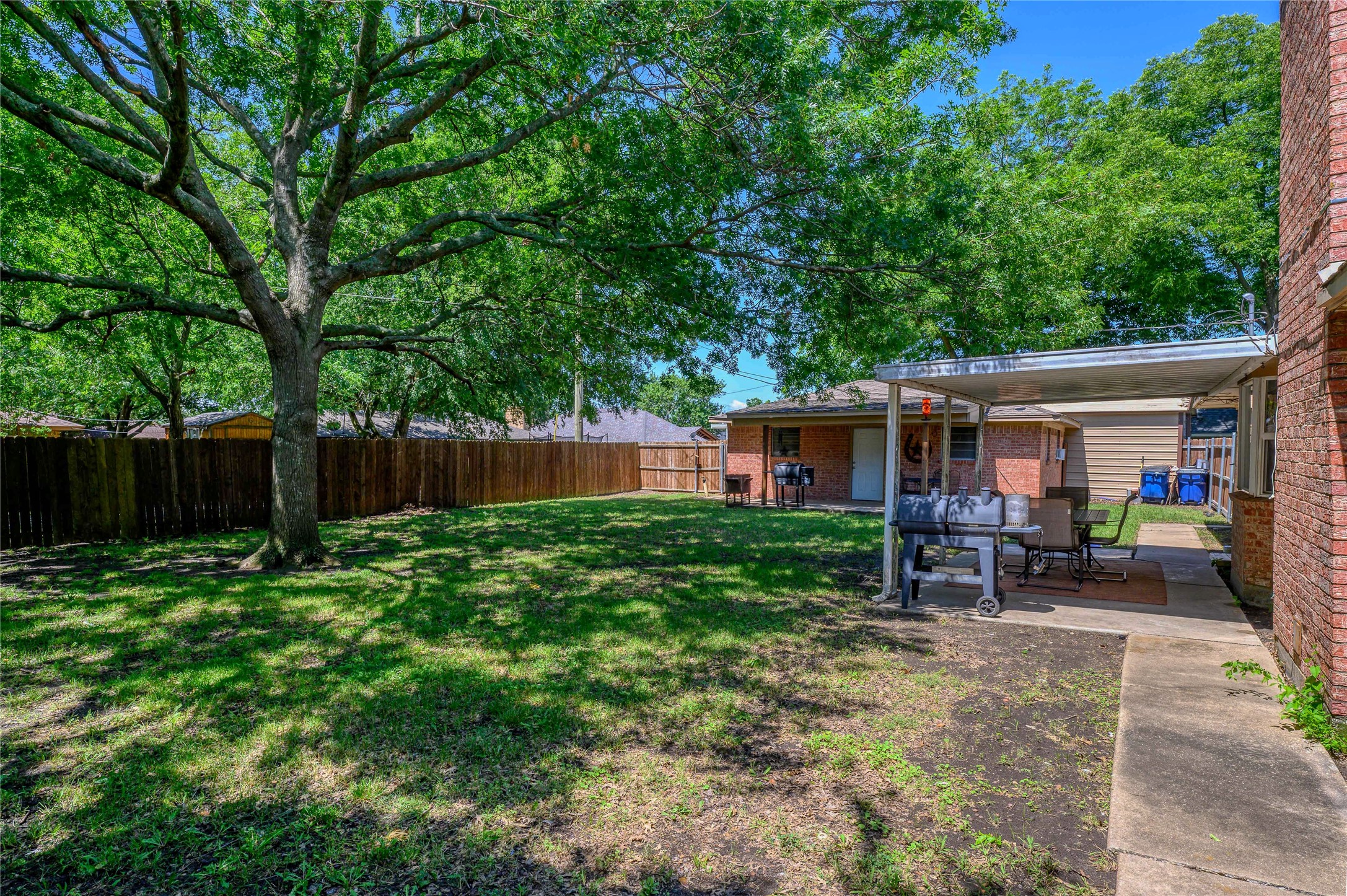 635 Rigsby Street Van Alstyne TX 75495