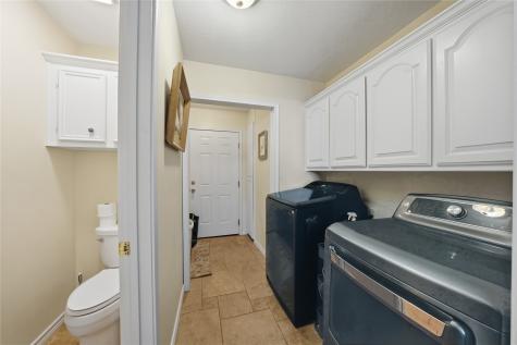 3662 Acr 359 Palestine TX 75803
