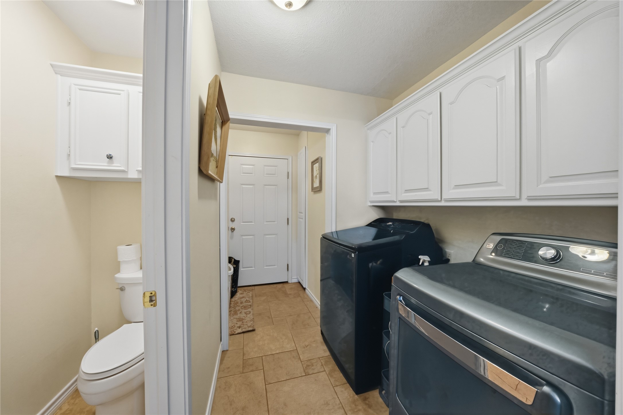 3662 Acr 359 Palestine TX 75803