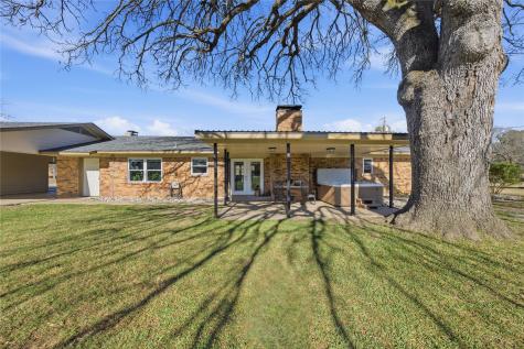 3662 Acr 359 Palestine TX 75803