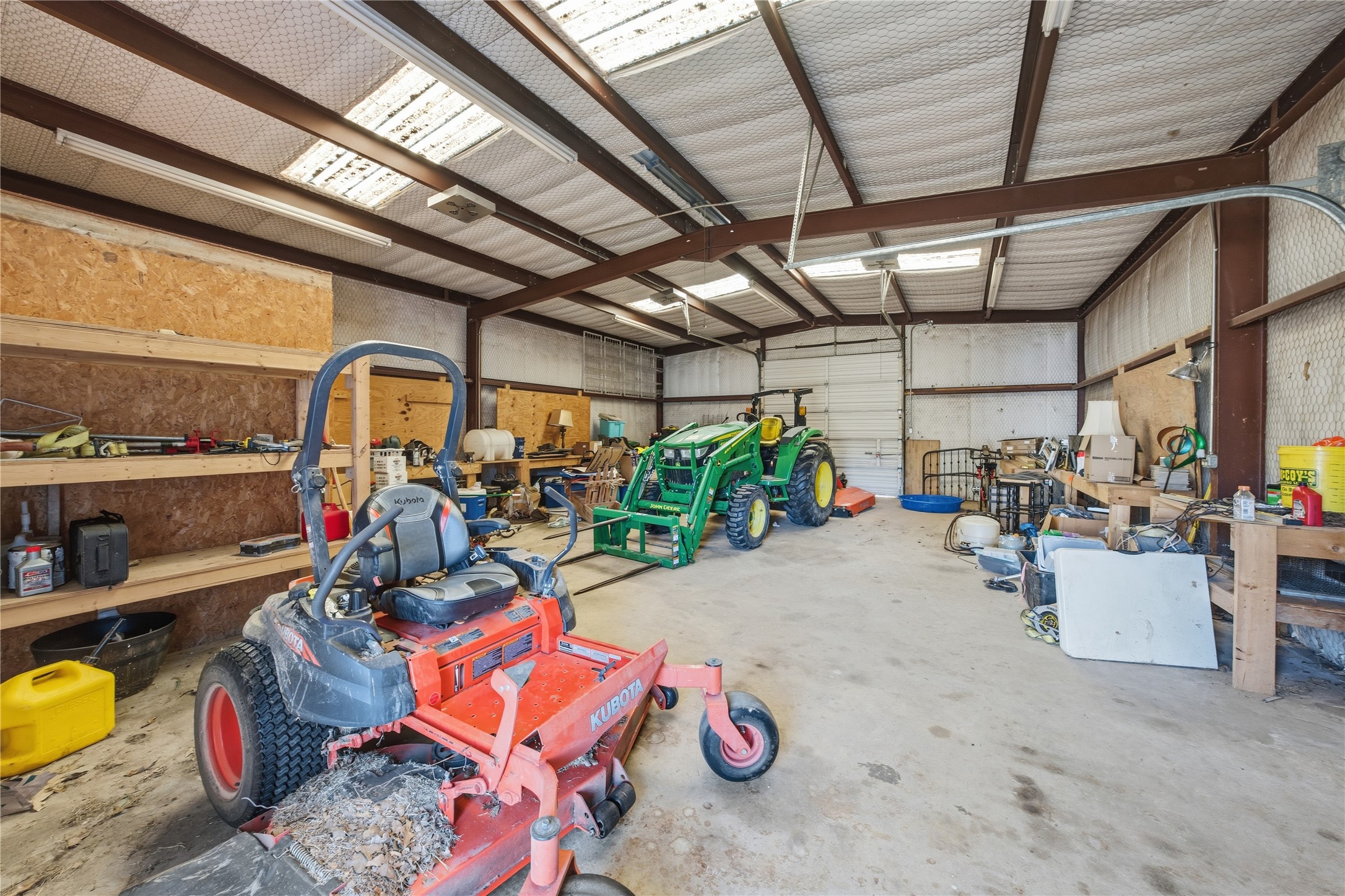 3662 Acr 359 Palestine TX 75803