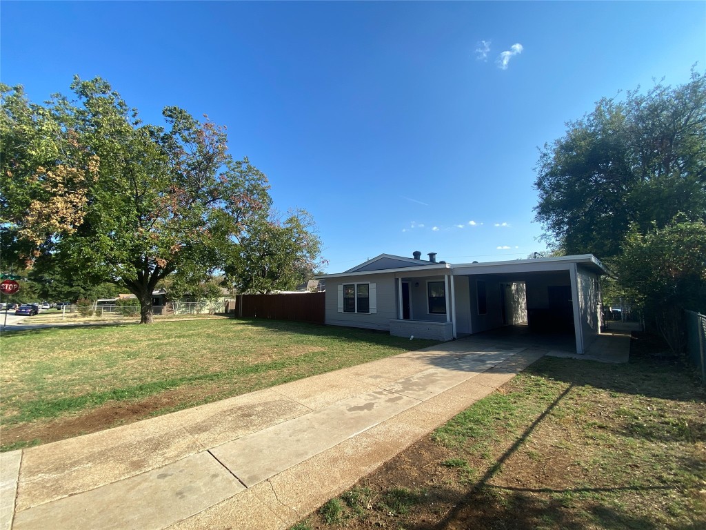 1401 Hamsted Street Fort Worth TX 76115