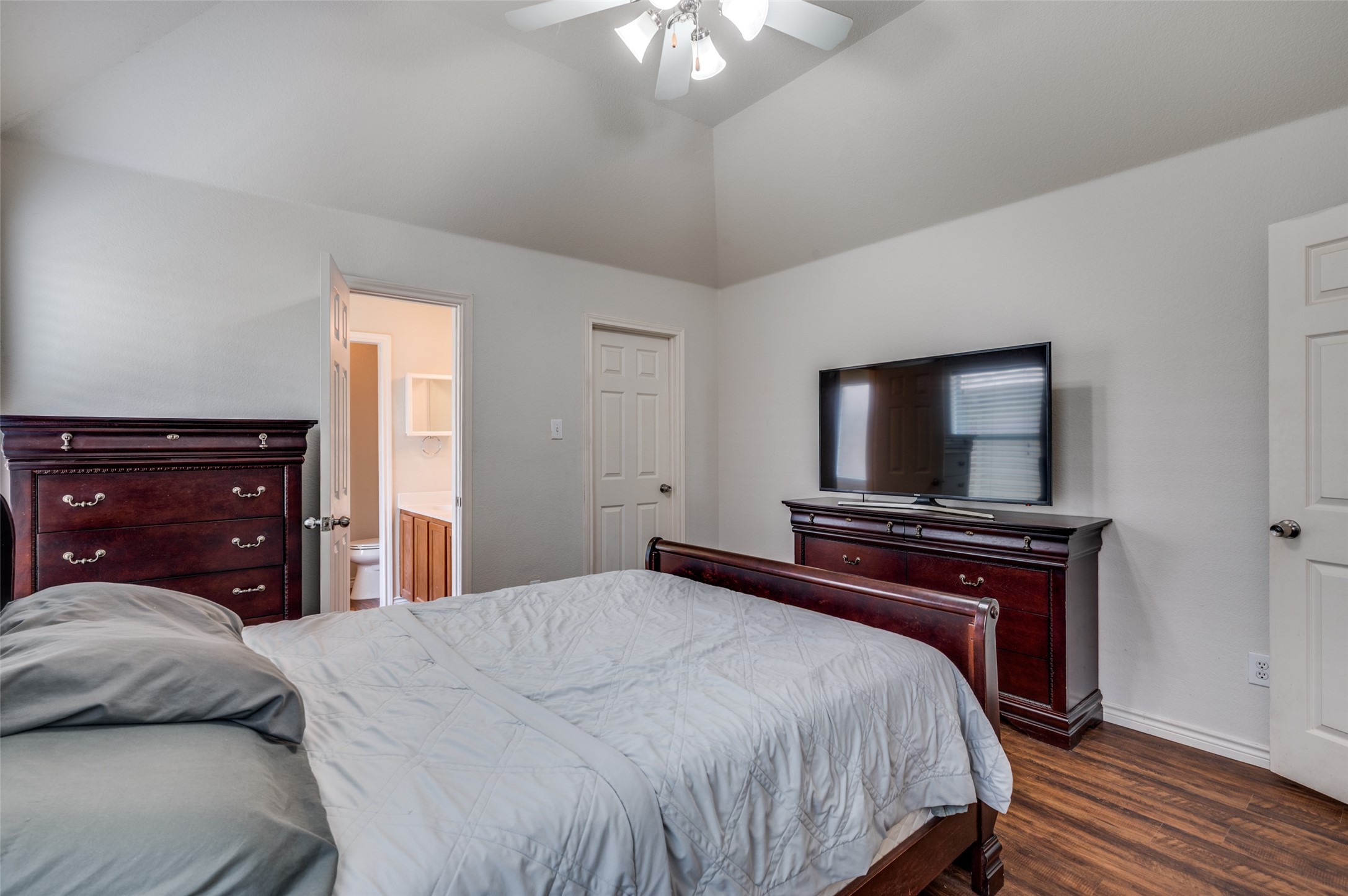 8823 Eastwood Avenue Cross Roads TX 76227