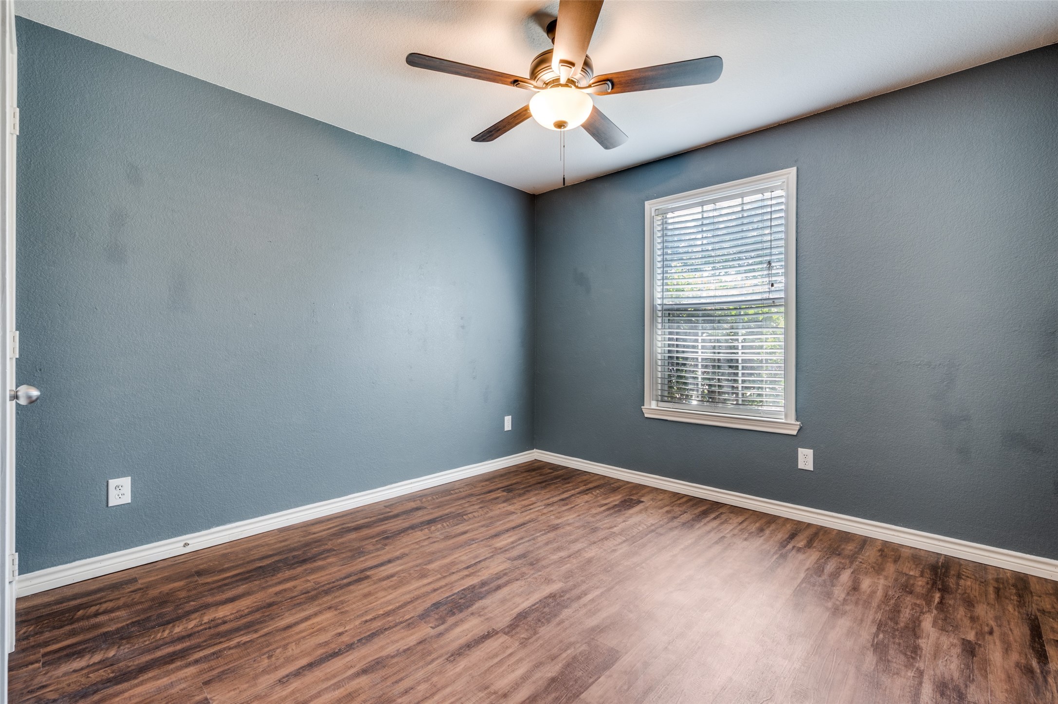 8823 Eastwood Avenue Cross Roads TX 76227