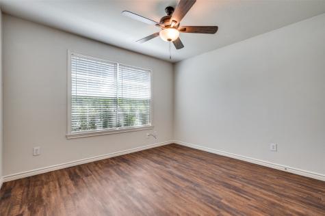 8823 Eastwood Avenue Cross Roads TX 76227