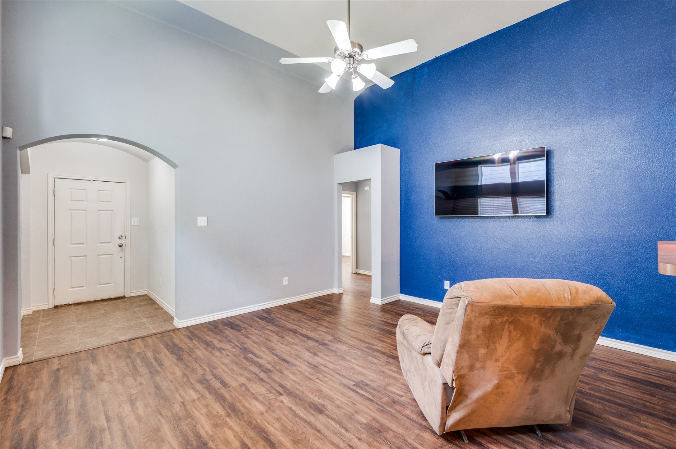 8823 Eastwood Avenue Cross Roads TX 76227