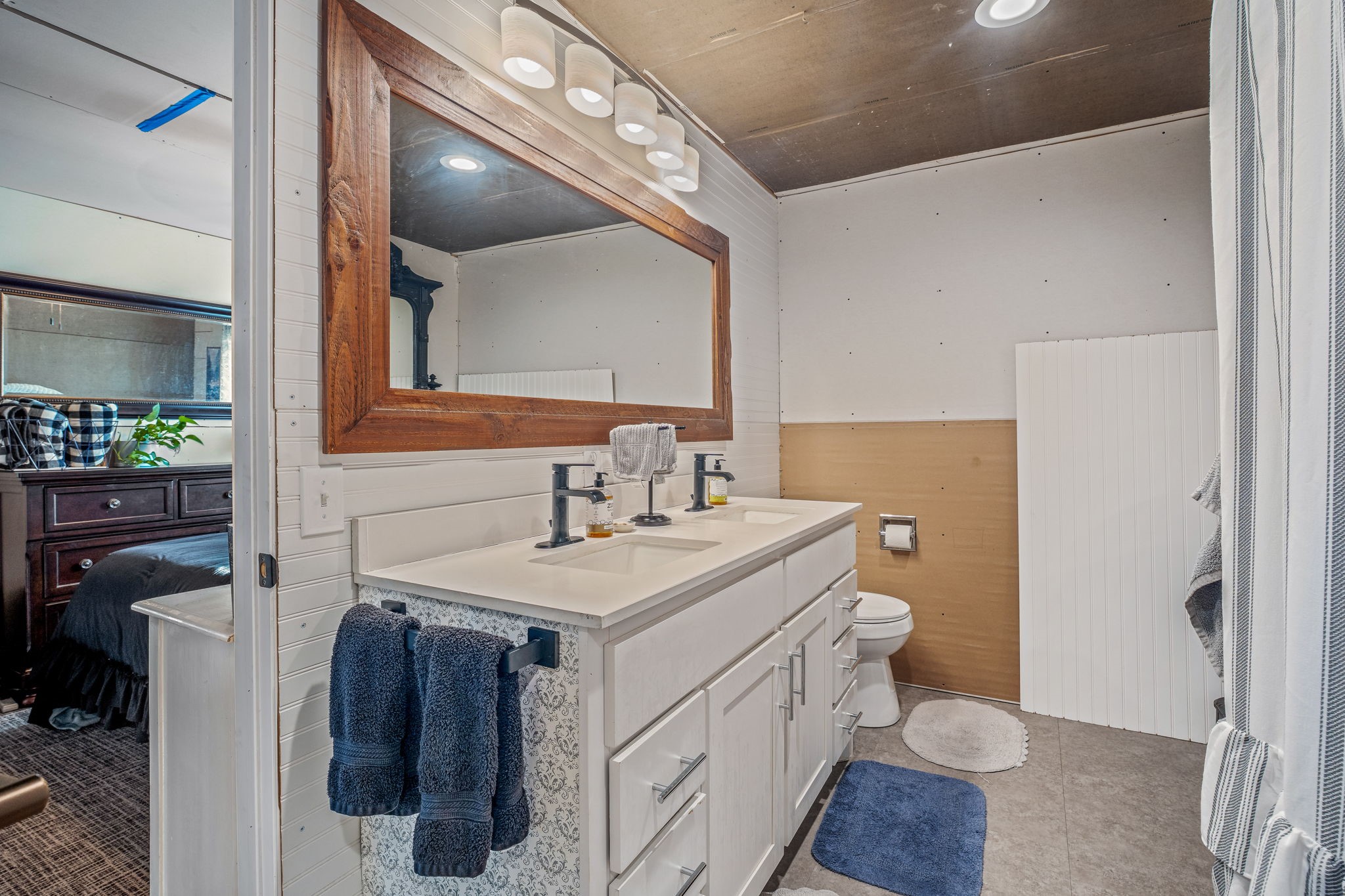 1483 County Road 2435 Hico TX 76457