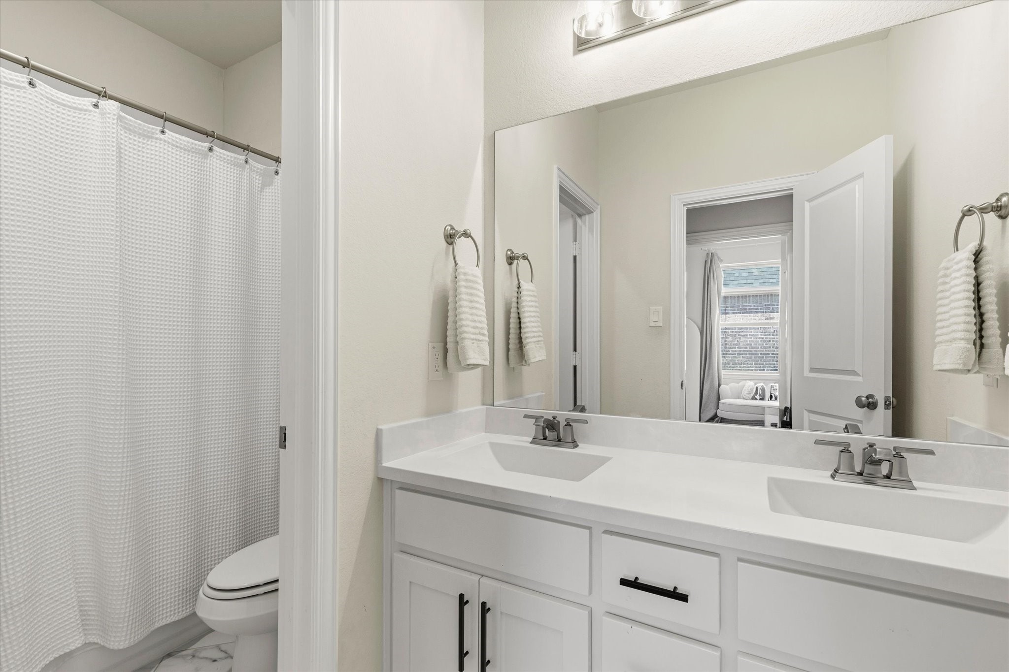 2928 Stonefield The Colony TX 75056