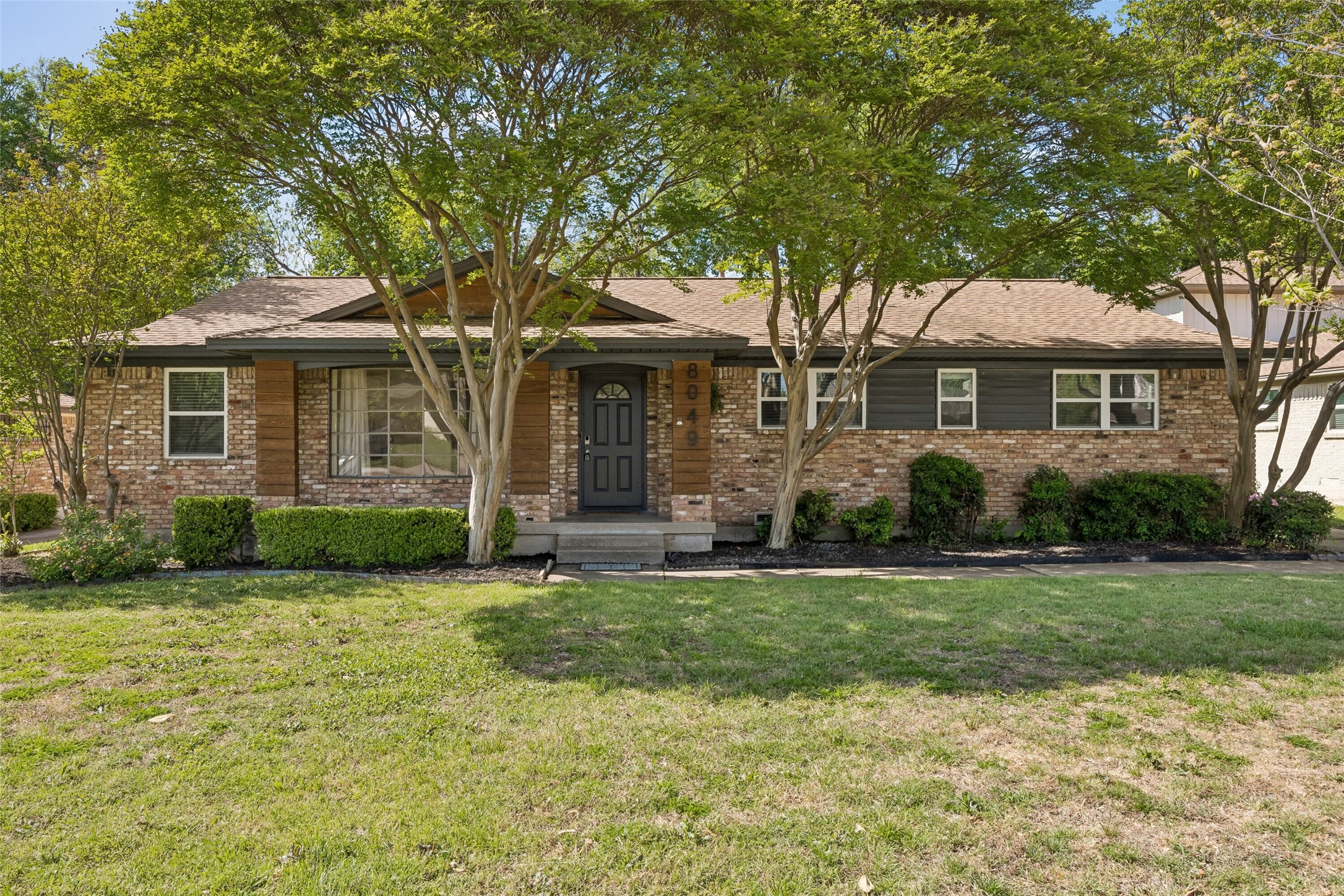 8049 Woodhue Road Dallas TX 75228