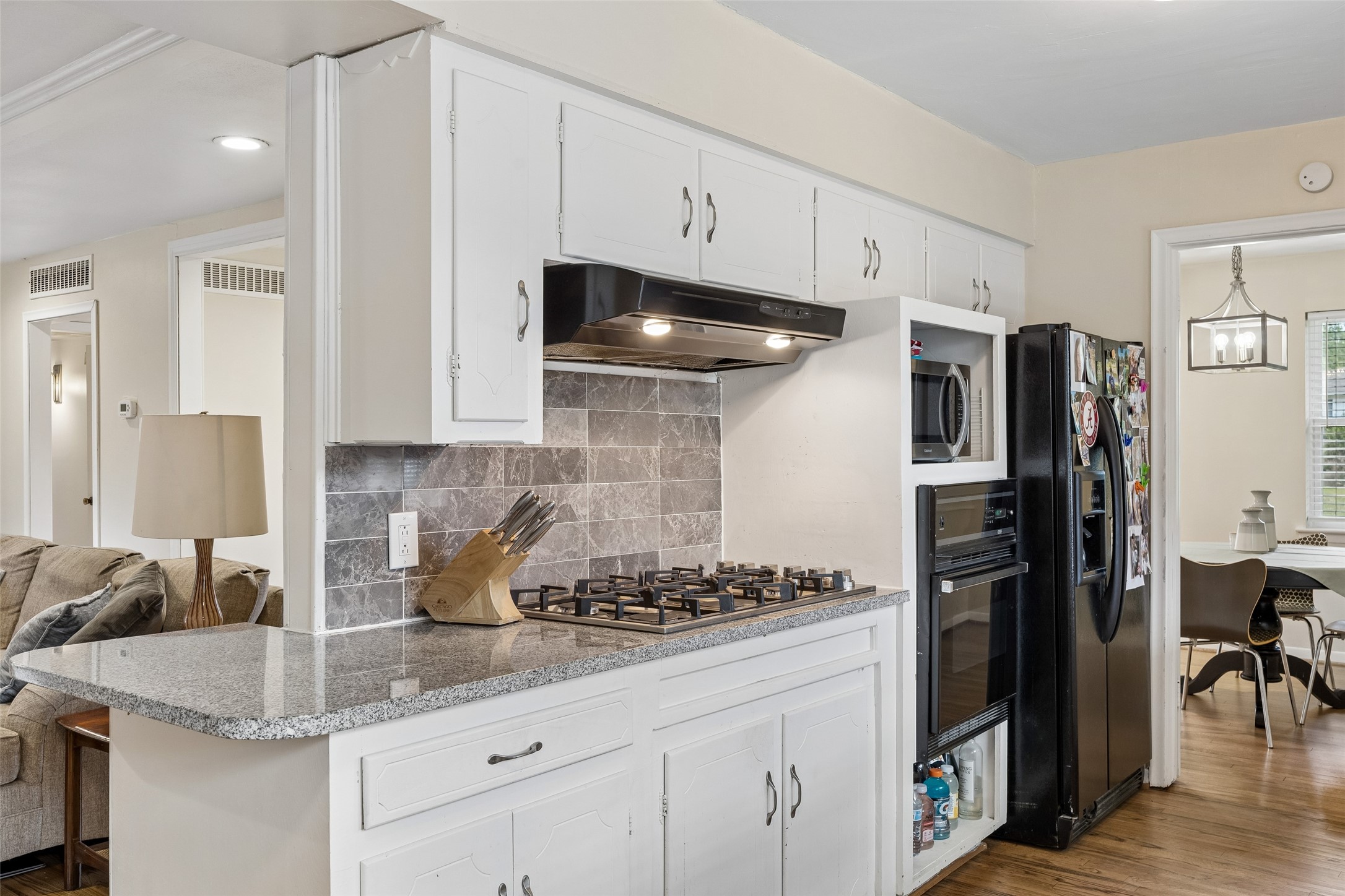 8049 Woodhue Road Dallas TX 75228