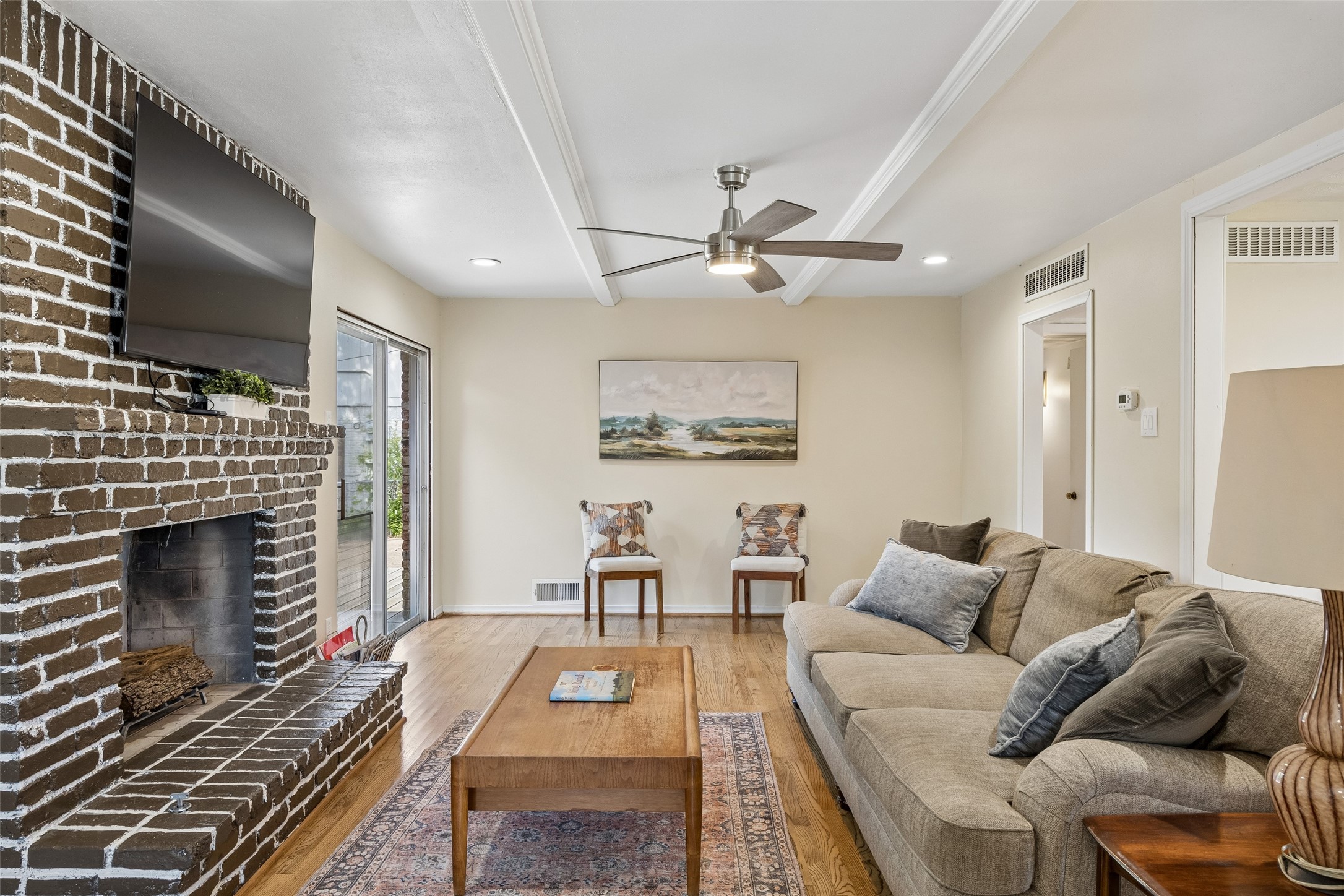 8049 Woodhue Road Dallas TX 75228