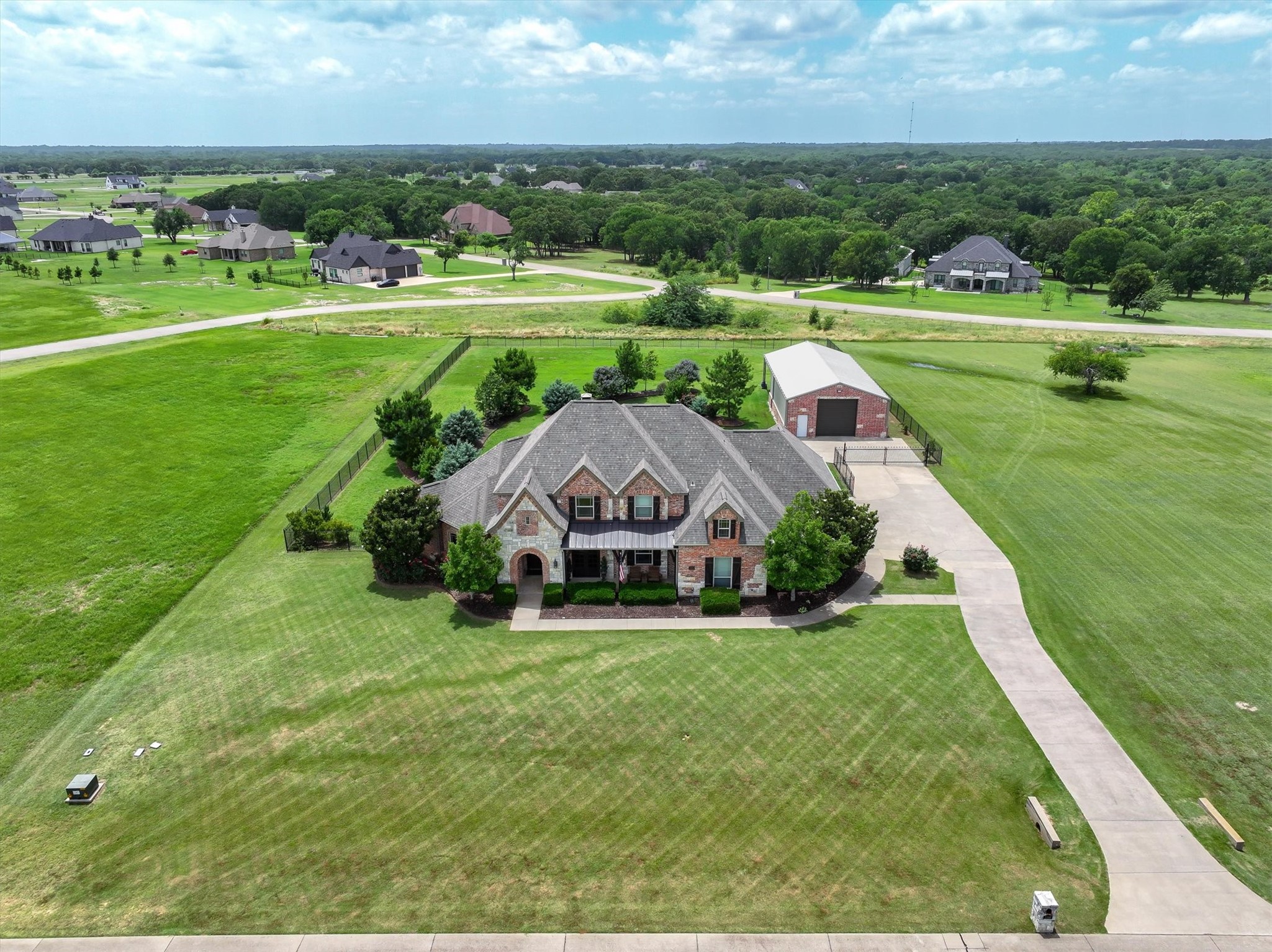 1299 Shadow Lakes Drive Wills Point TX 75169