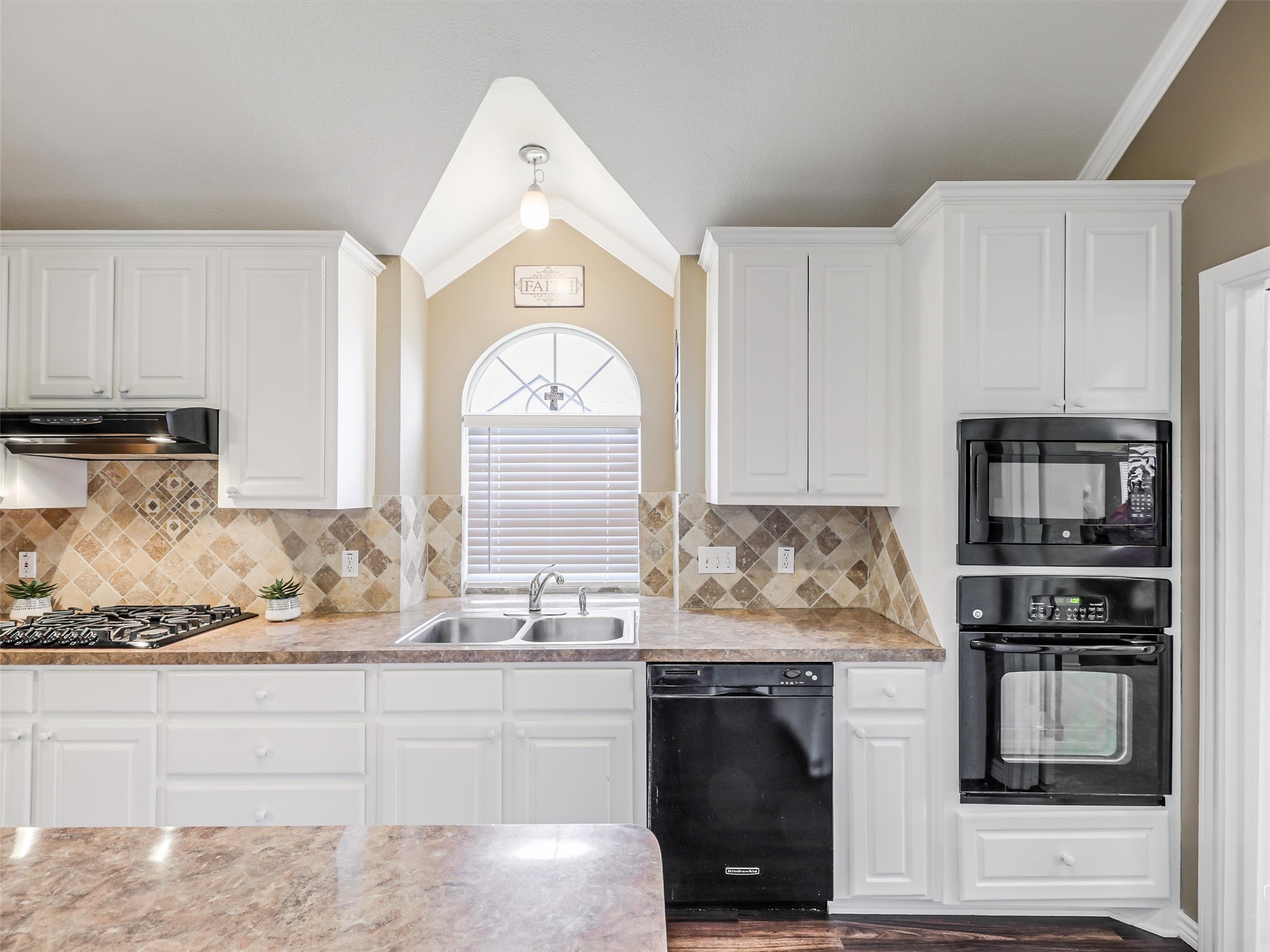 5610 Mckinley Lane Richardson TX 75082