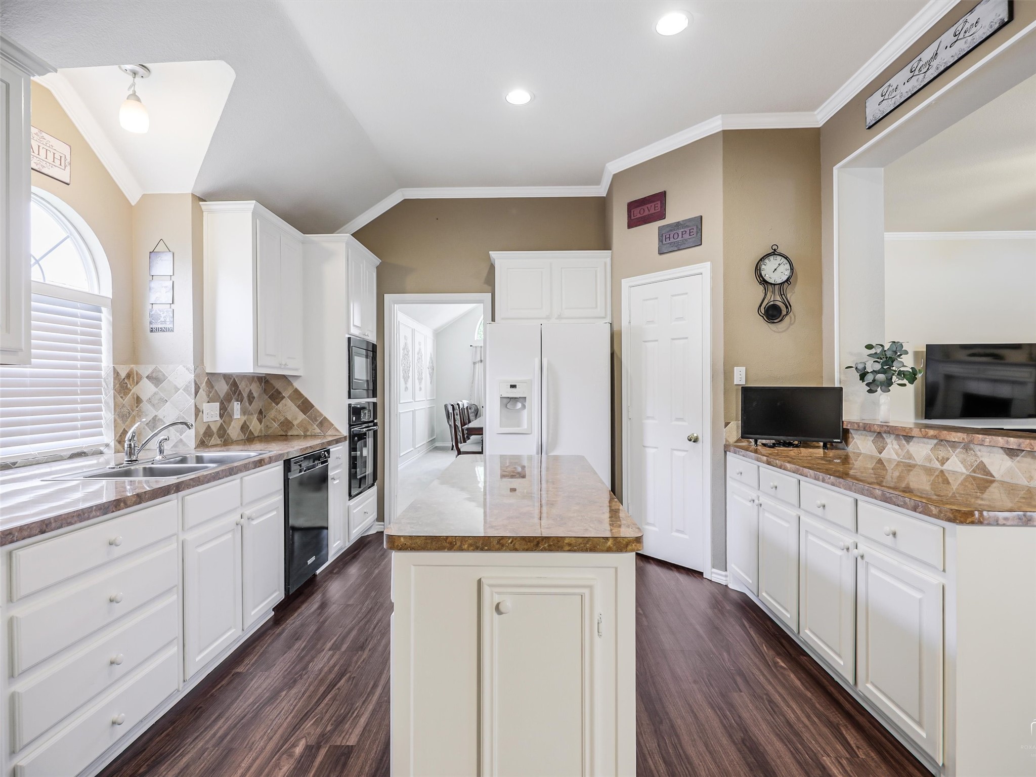 5610 Mckinley Lane Richardson TX 75082