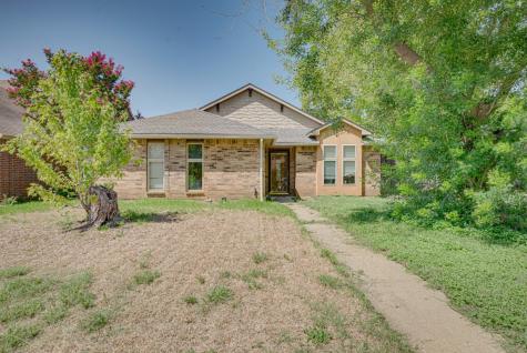 4313 Saugus Drive Grand Prairie TX 75052