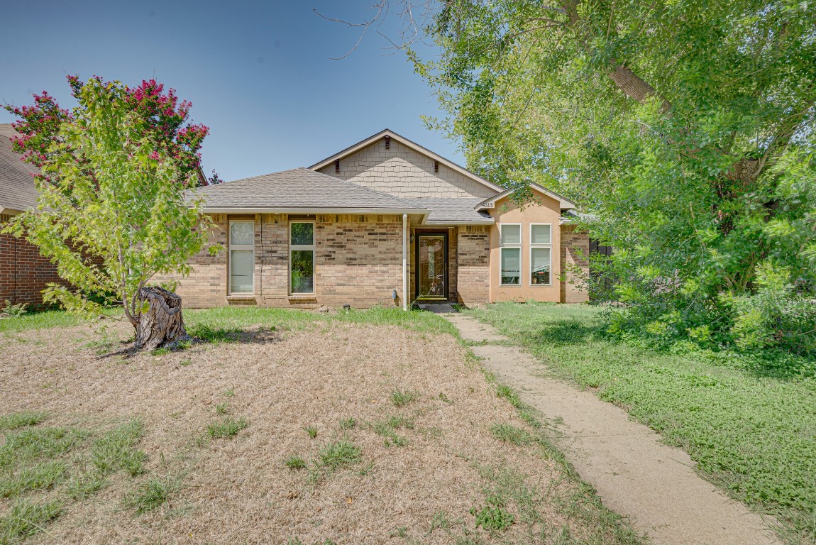 4313 Saugus Drive Grand Prairie TX 75052
