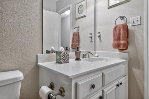 5700 Alicante Drive Arlington TX 76017