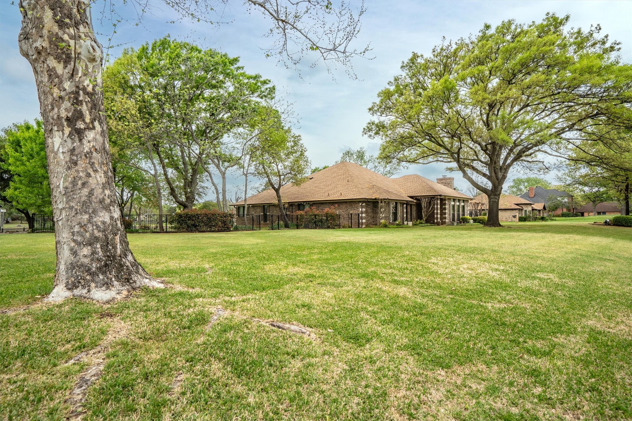 210 N Forest Lane Double Oak TX 75077
