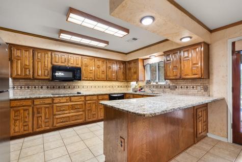 210 N Forest Lane Double Oak TX 75077