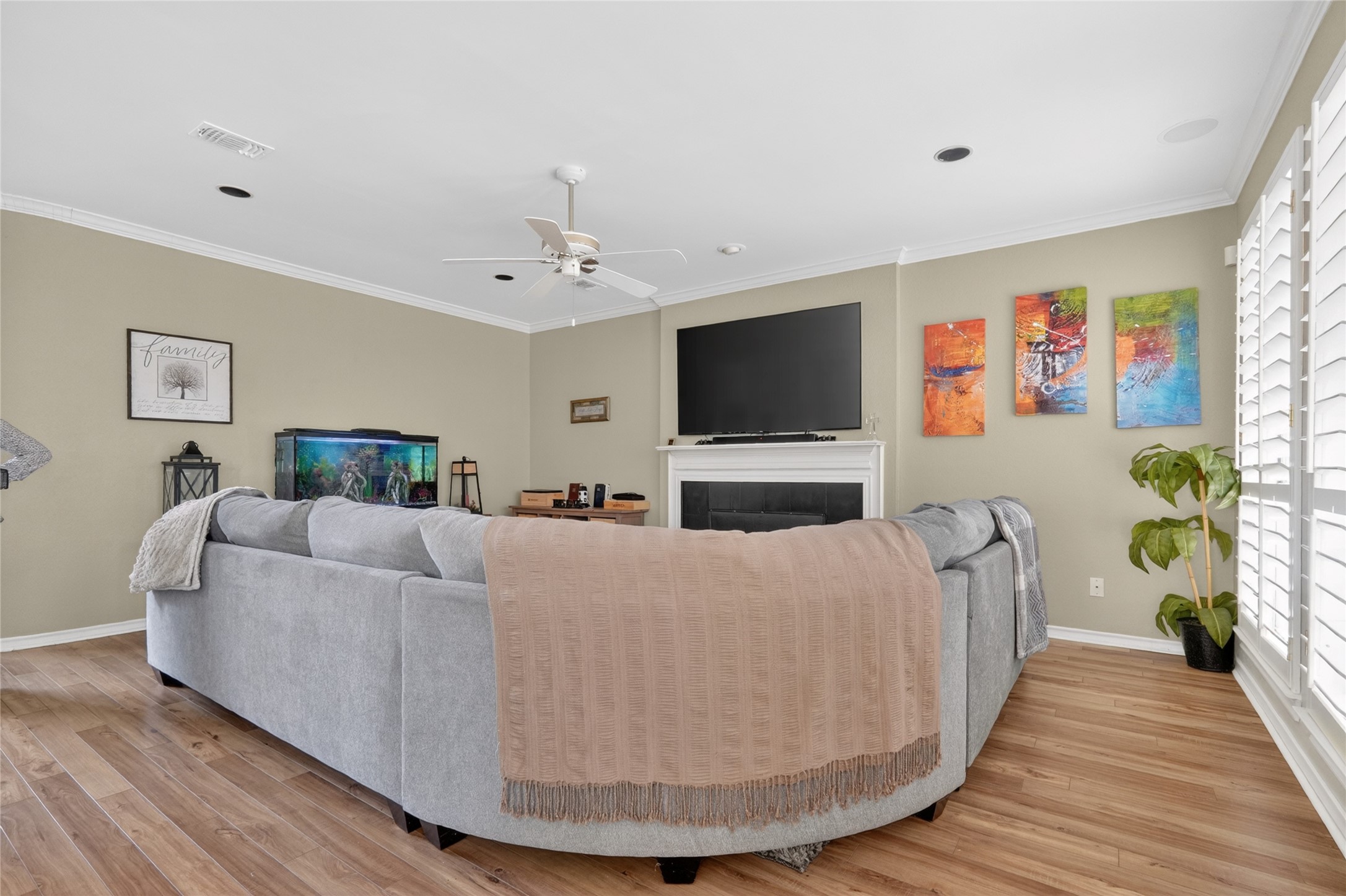 6319 Lake Bluff Drive Dallas TX 75249