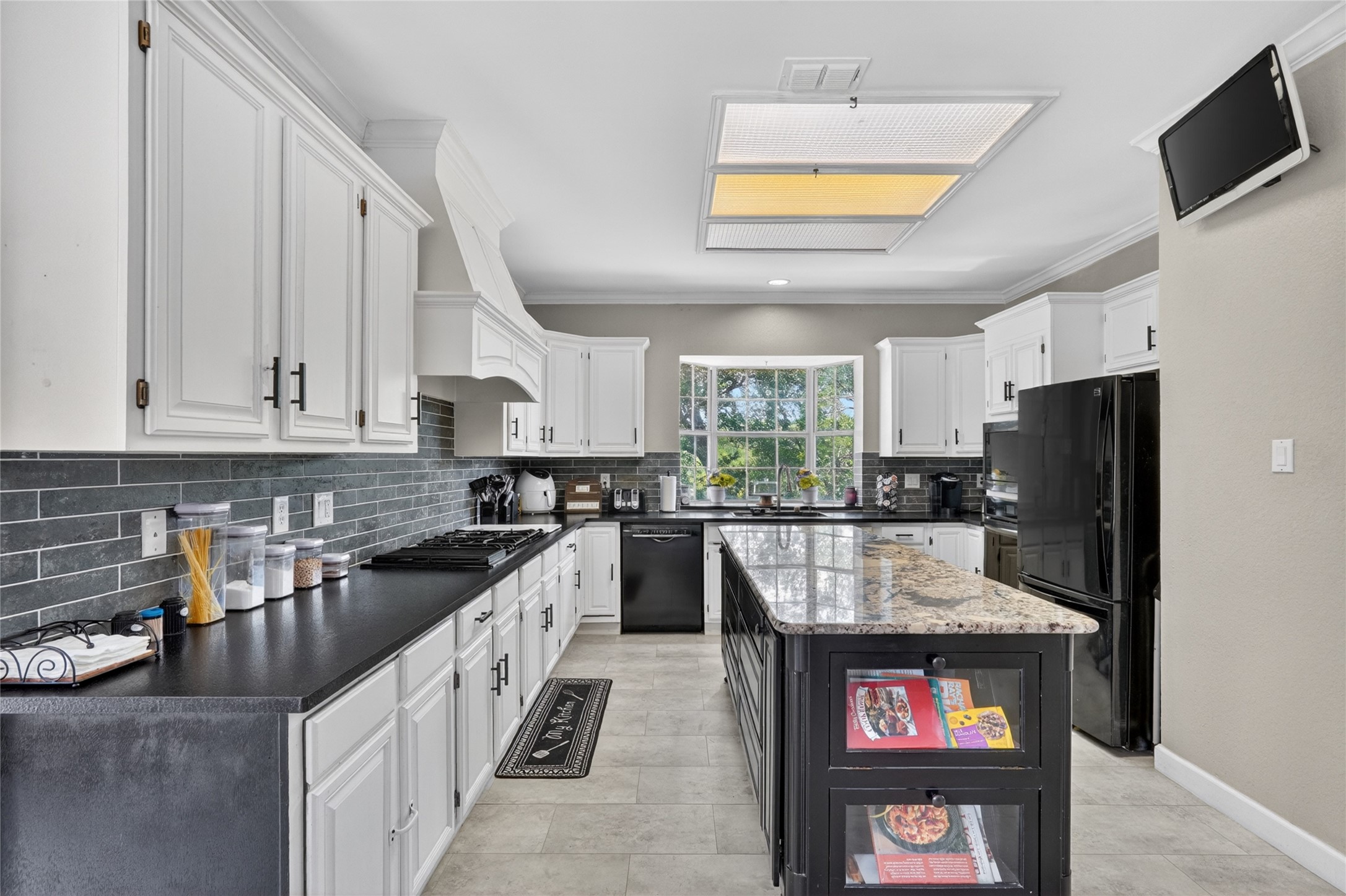 6319 Lake Bluff Drive Dallas TX 75249