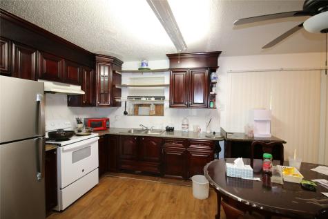 2110 N Duchess Drive Sherman TX 75090
