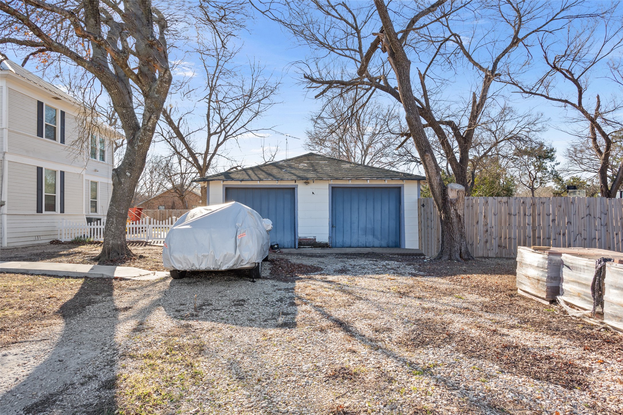 900 W 6th Street Mcgregor TX 76657