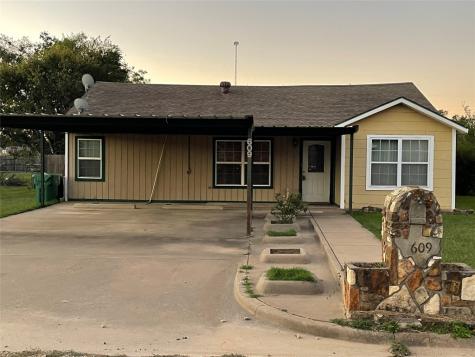609 Peterson Drive Jacksboro TX 76458
