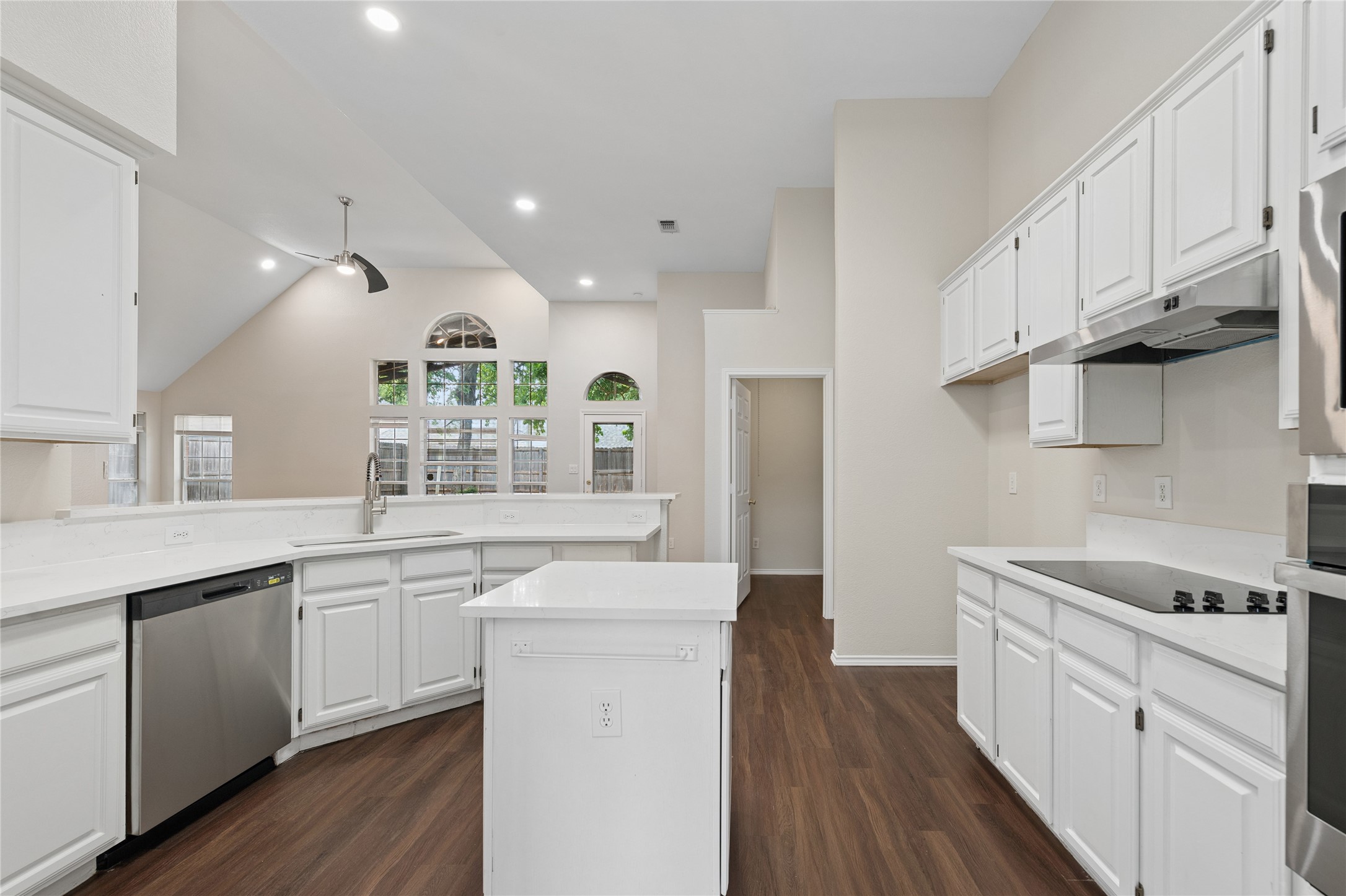 5202 Hawks Nest Mckinney TX 75072