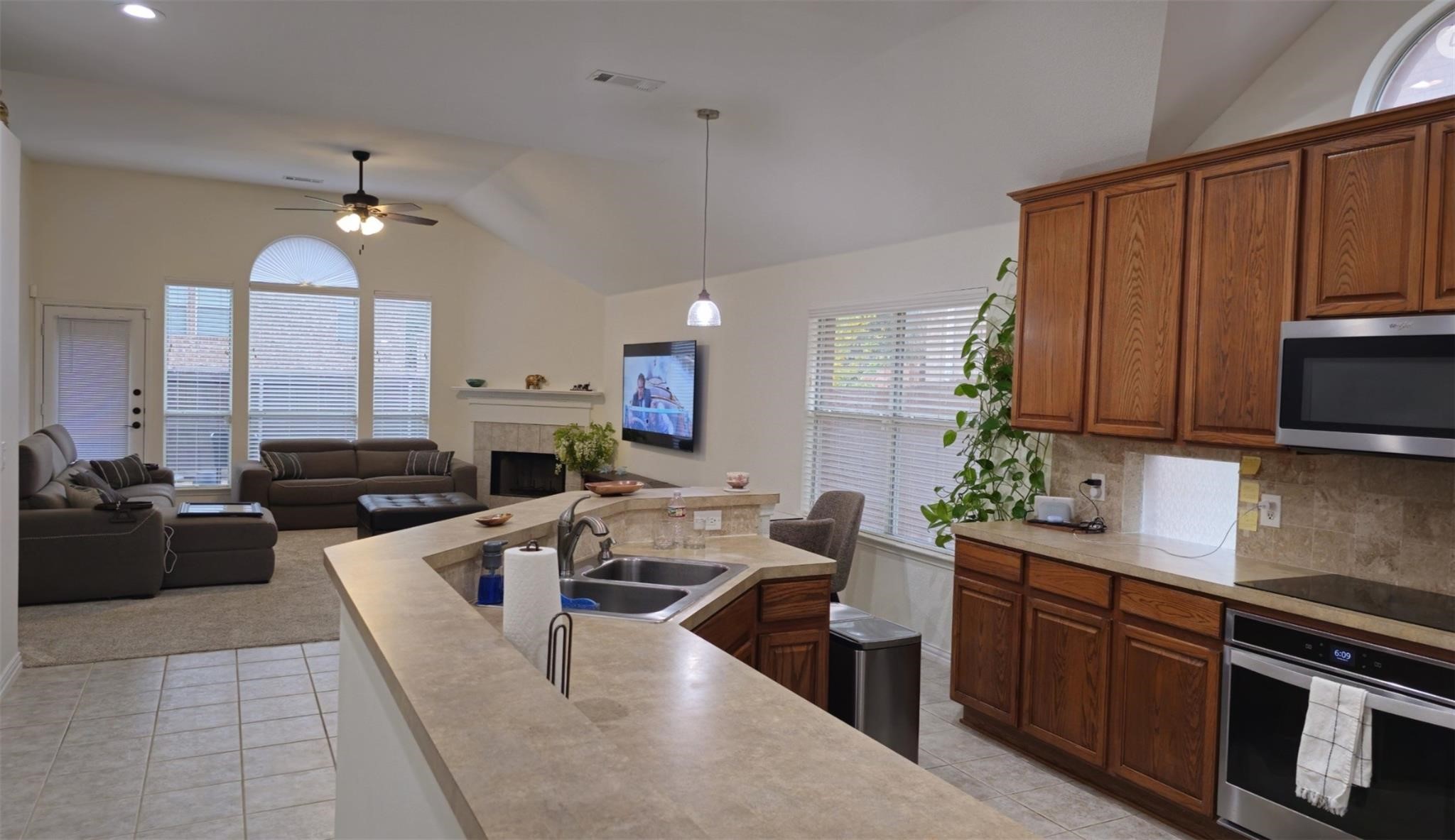 3002 Manor Green Boulevard Euless TX 76039