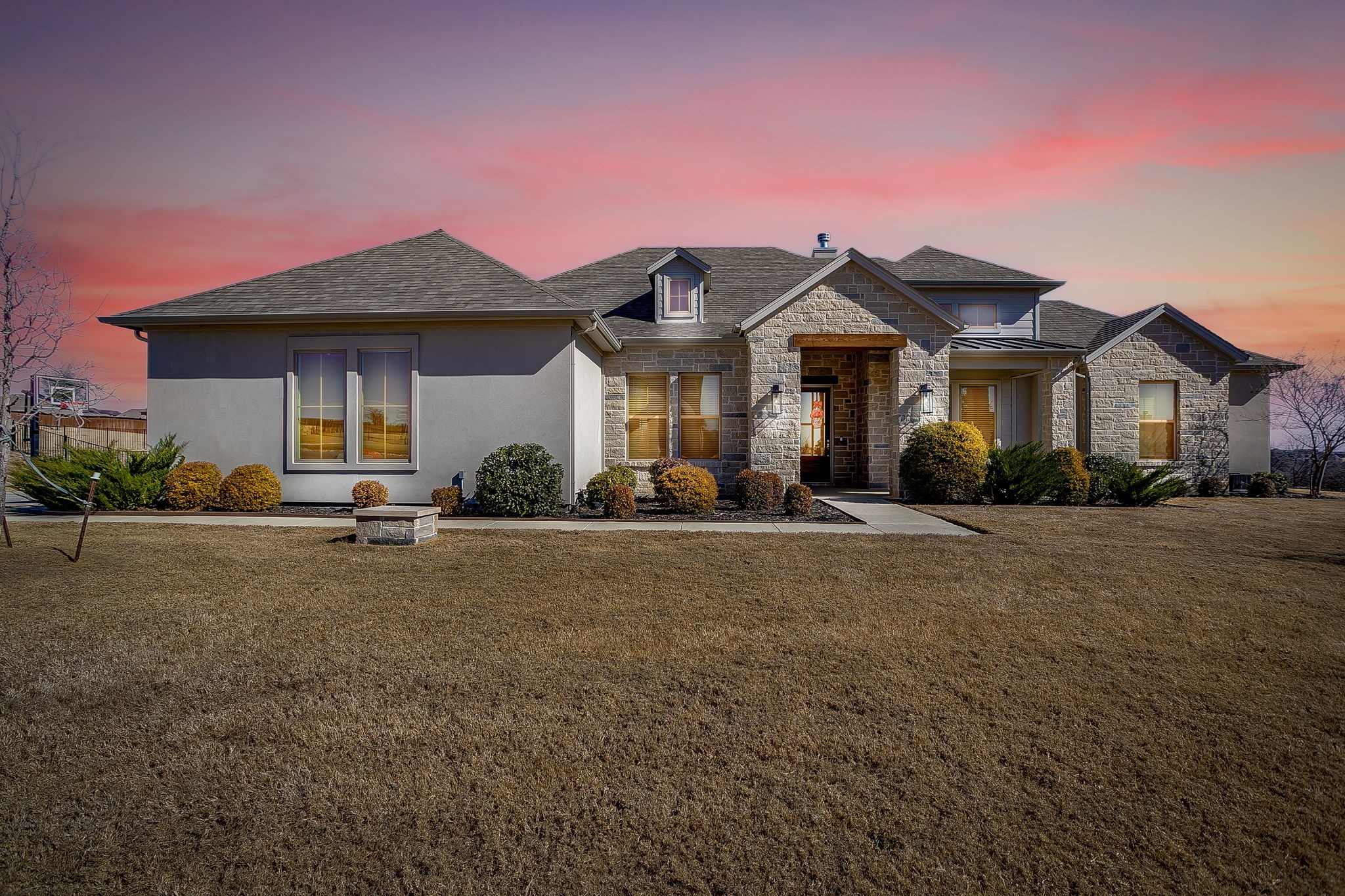 7732 Laura Lake Lane Fort Worth TX 76126