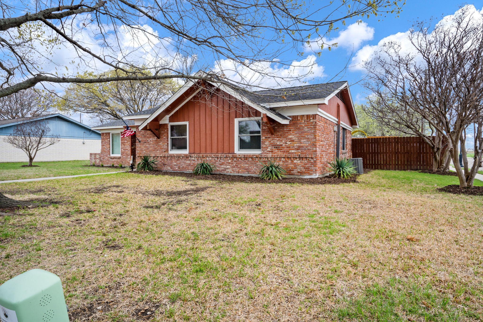 107 High School Drive Waxahachie TX 75165