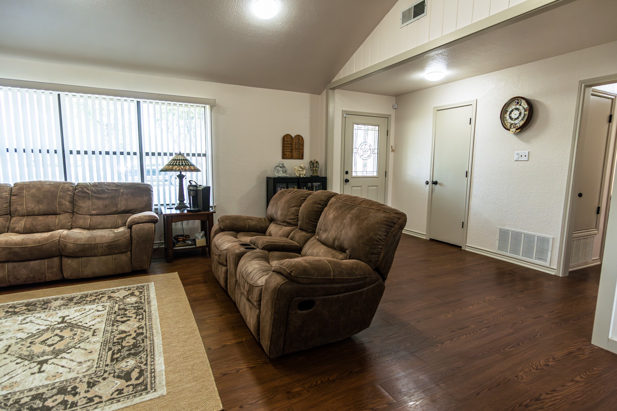 2100 Albert Broadfoot Bonham TX 75418
