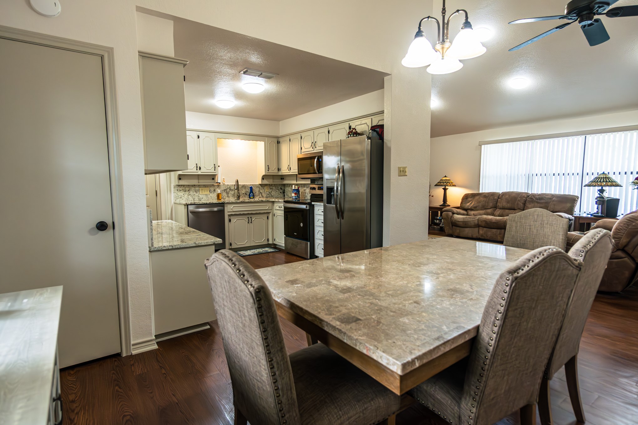 2100 Albert Broadfoot Bonham TX 75418