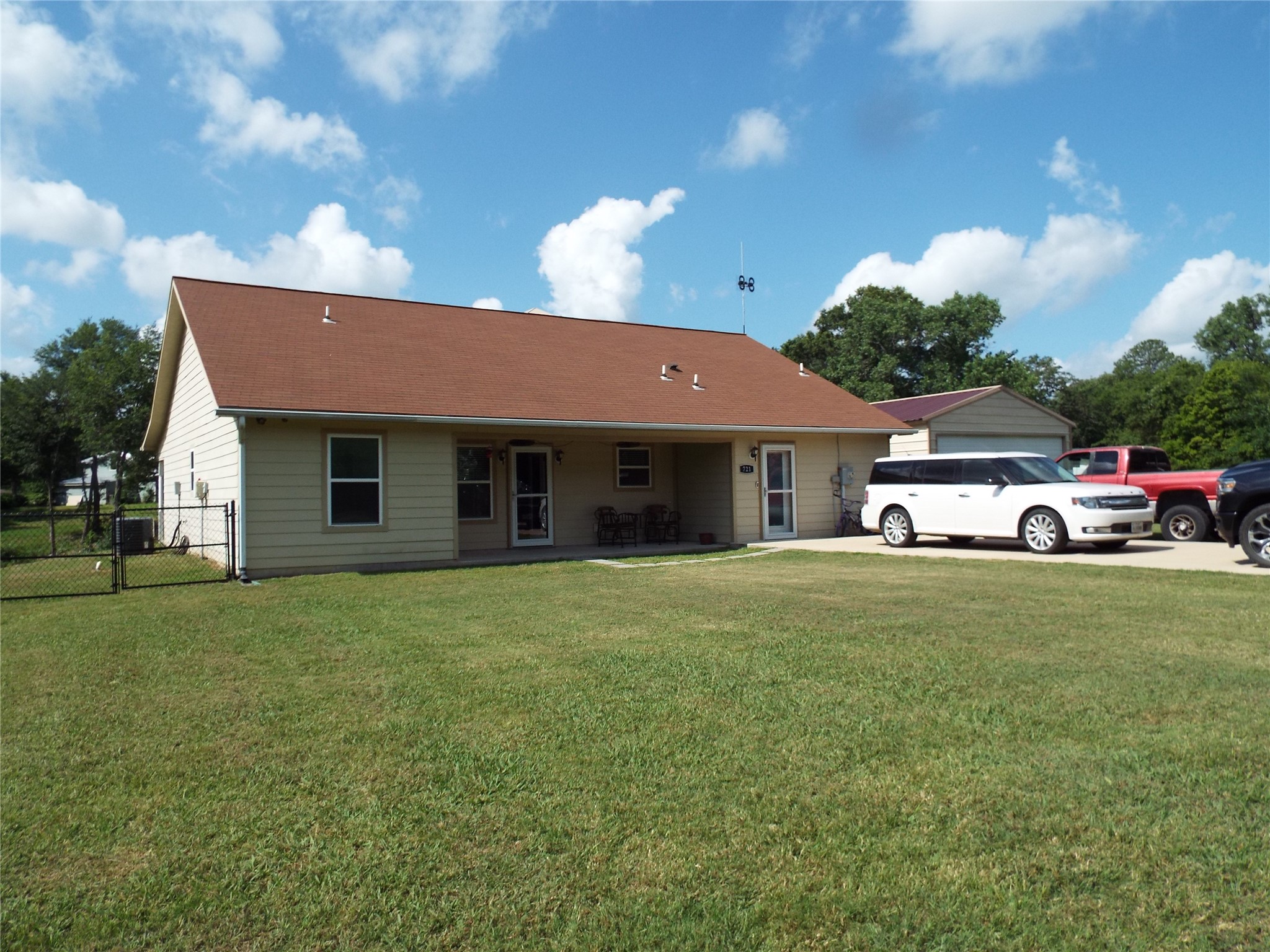 721 Midway Road Tool TX 75143