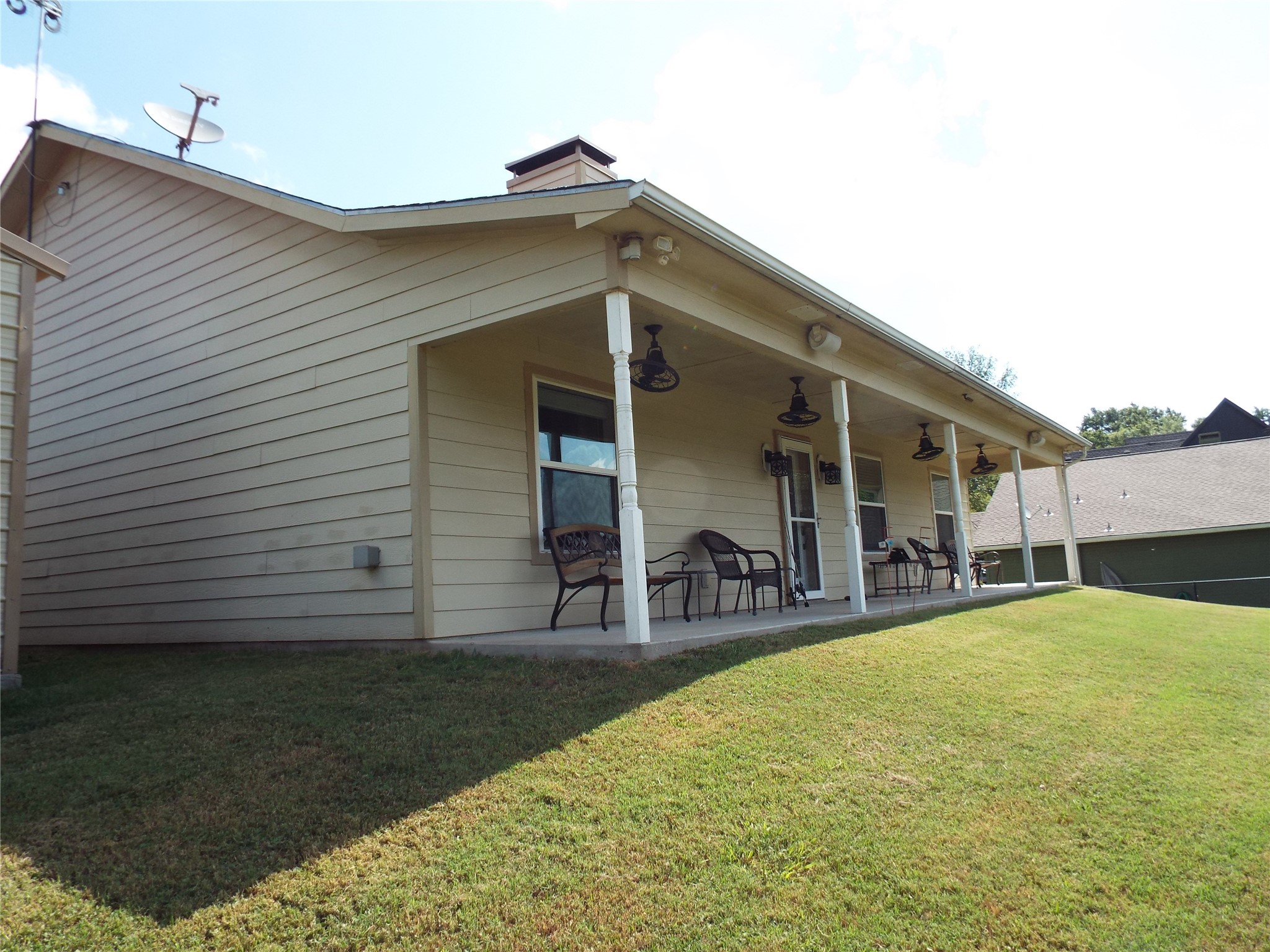 721 Midway Road Tool TX 75143