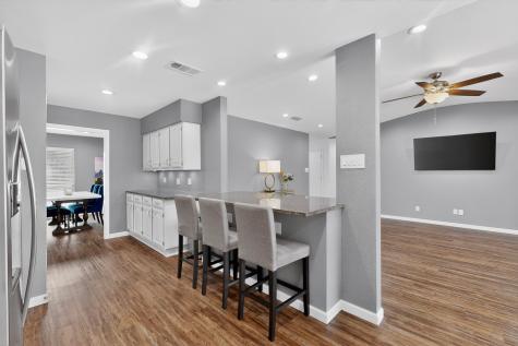 1915 Glenrose Lane Carrollton TX 75007