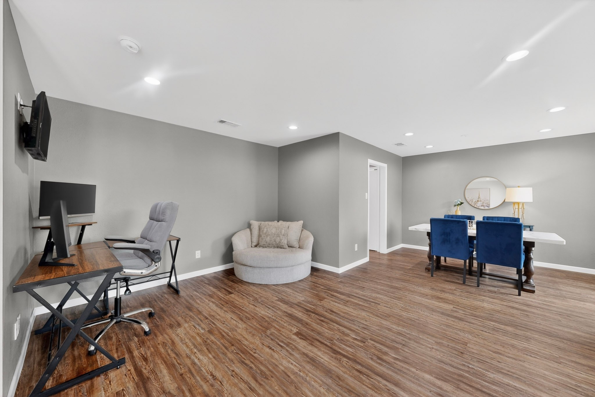 1915 Glenrose Lane Carrollton TX 75007
