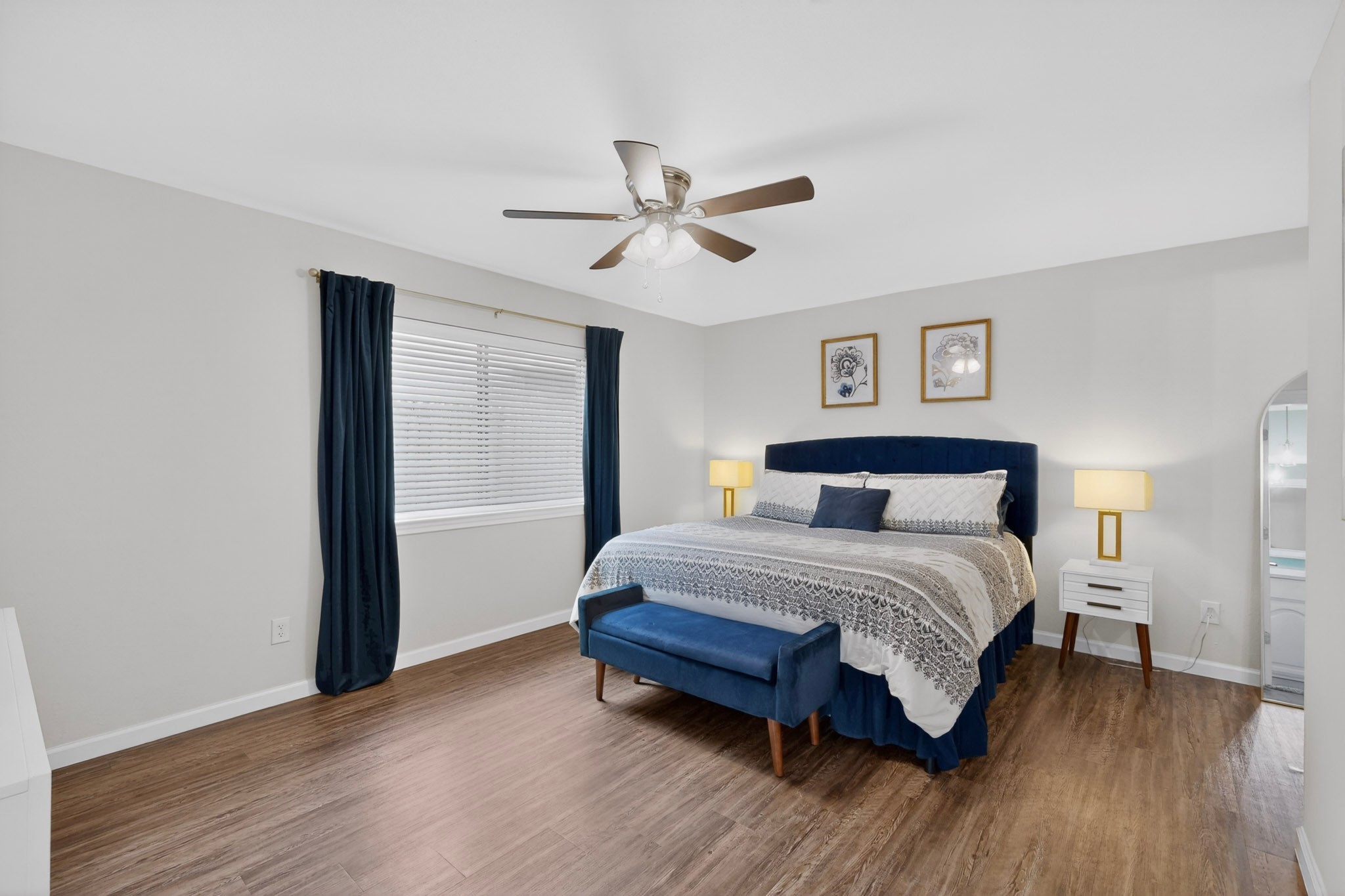 1915 Glenrose Lane Carrollton TX 75007