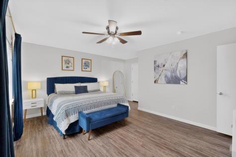 1915 Glenrose Lane Carrollton TX 75007